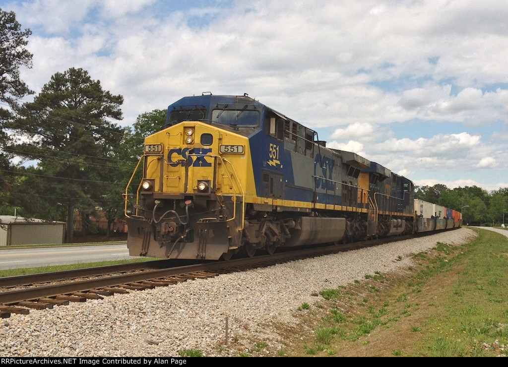 CSX 551 and 3151